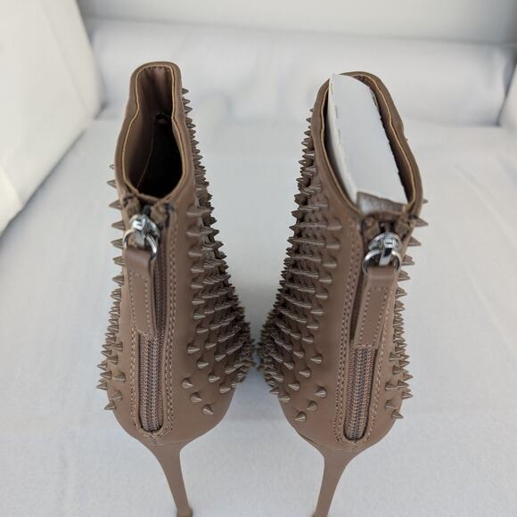 Steve Madden Brown Studded Heels - Picture 5 of 7